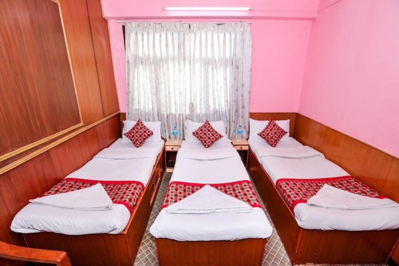 Hotel Plumeria Inn Κατμαντού Εξωτερικό φωτογραφία
